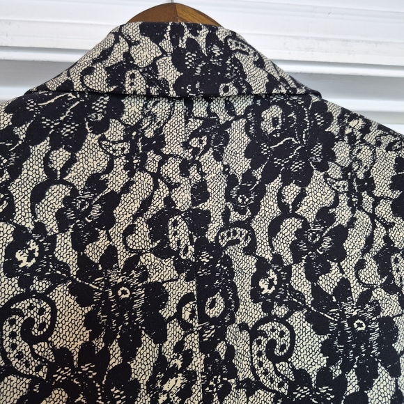 Le Suit Black and Cream Floral Lace-Effect Women's Jacket Size 8 - Picture 8 of 9